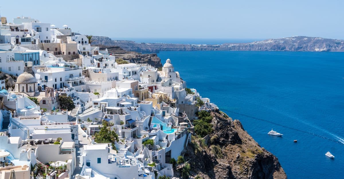 Island and coastal living across the Aegean